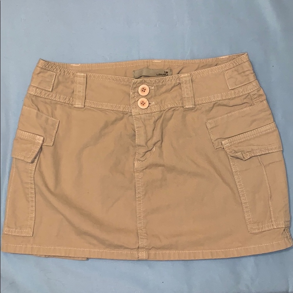 Khaki colored le-vel skirt